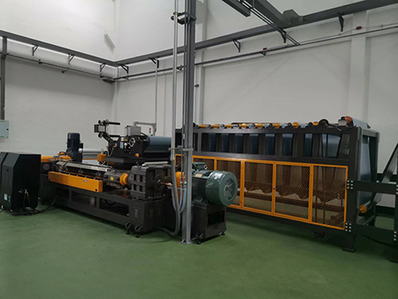 Клиент из Бангкока: Модернизация линии производства самоклеящейся  бутилкаучуковой мембраны